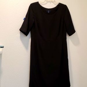 Gap modest little blk dress knee length, elbow sleeve